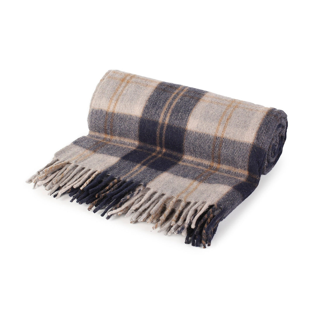 Highland Wool Blend Tartan Blanket Throw – Extra Warm Scottish Wool Blend – BANNOCKBANE SILVER