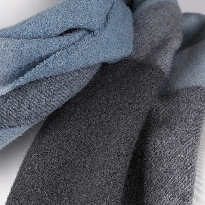 Heritage of Scotland 100% Lambswool Wide Scarf Soft Unisex Winter Wrap - Tartan &amp; Check Designs - 3 SQUARE BLUE