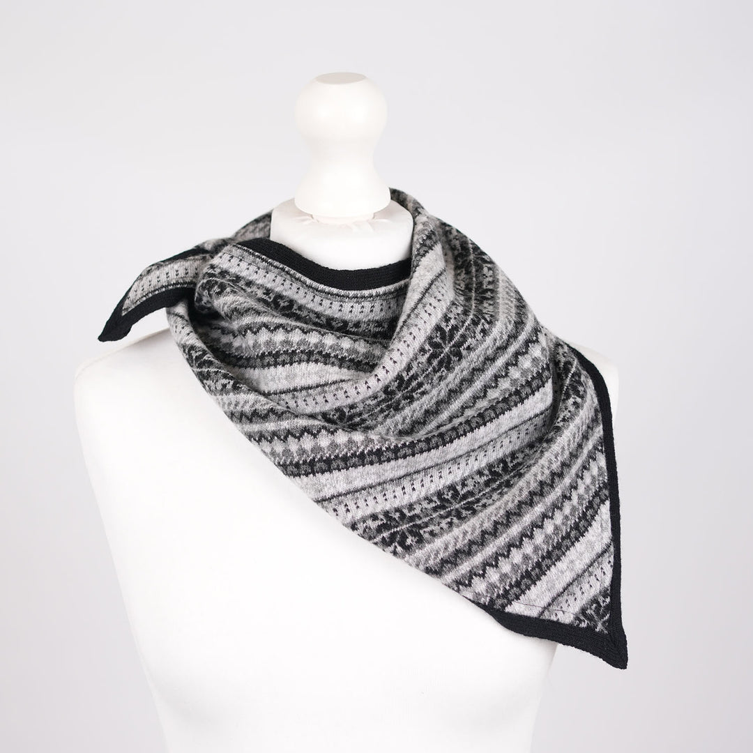 Women’s Lambswool Fair Isle Neck Scarf – Made in Scotland - BLACK