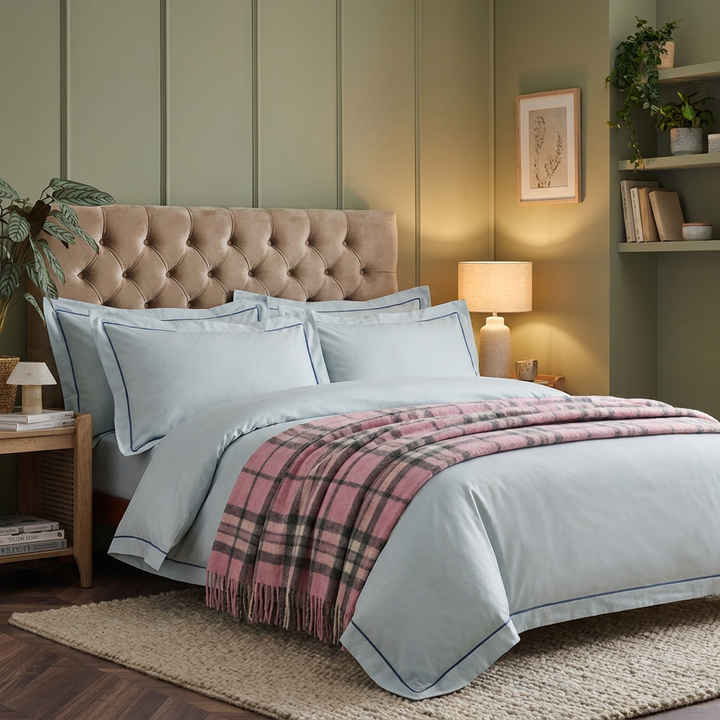 Scottish Tartan Wool-Blend Blanket Throw – Highland Comfort - THOMSON PINK