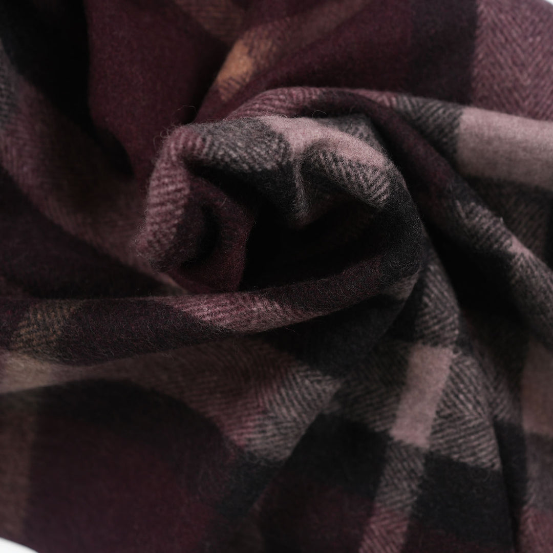 Scottish Tartan Wool-Blend Blanket Throw – Highland Comfort - EXPLODED SCOTTY THOMSON BORDEAUX