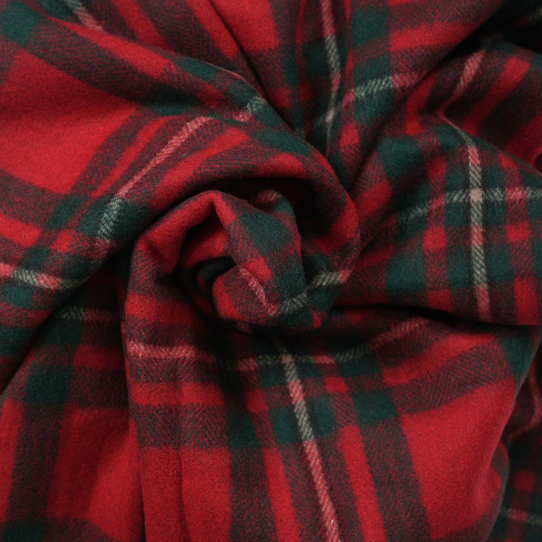Scottish Tartan Wool-Blend Blanket Throw – Highland Comfort - MACGREGOR
