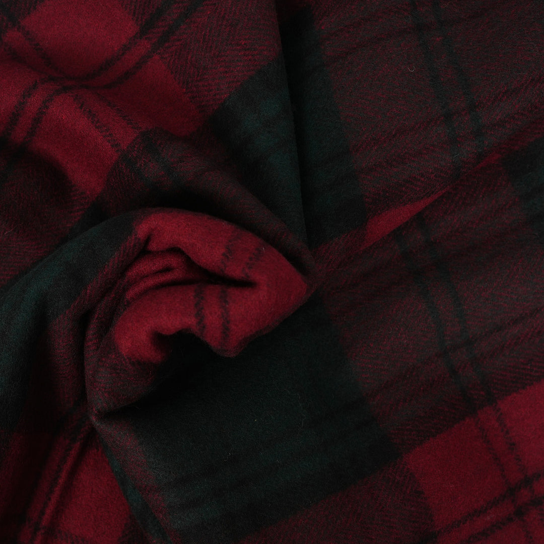 Scottish Tartan Wool-Blend Blanket Throw – Highland Comfort - LINDSAY