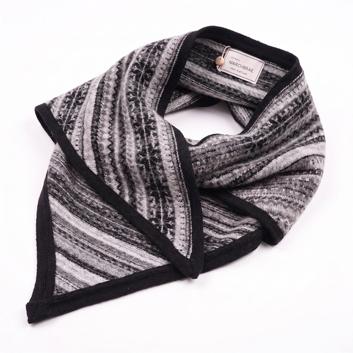 Women’s Lambswool Fair Isle Neck Scarf – Made in Scotland - BLACK