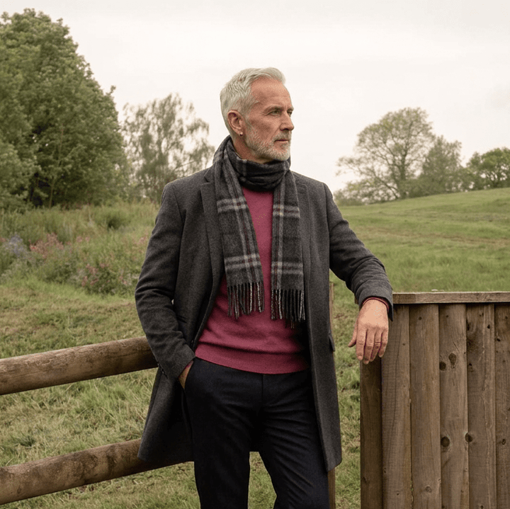 Edinburgh 100% Lambswool Scarf – Premium Soft Wool Wrap - THOMSON CHARCOAL