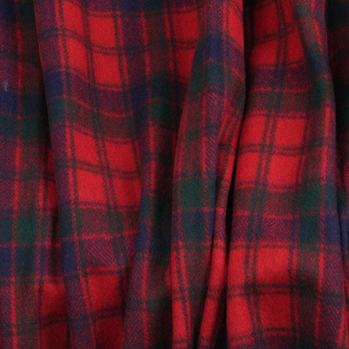 Scottish Tartan Wool-Blend Blanket Throw – Highland Comfort - ROBERTSON RED