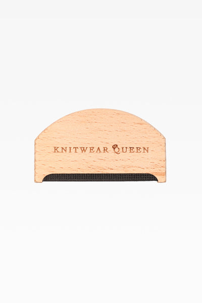 Knitwear Queen Wooden Cashmere Comb - Best Tool for Luxury Knit Maintenance & Pilling Prevention