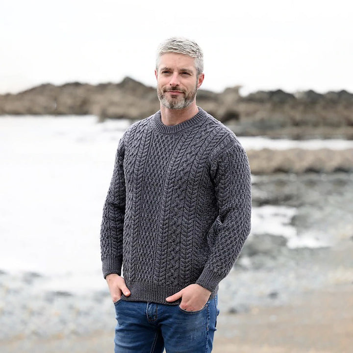 Gents Cuilleann Aran Crew Neck Sweater Steel Marl Grey - Dunedin Cashmere