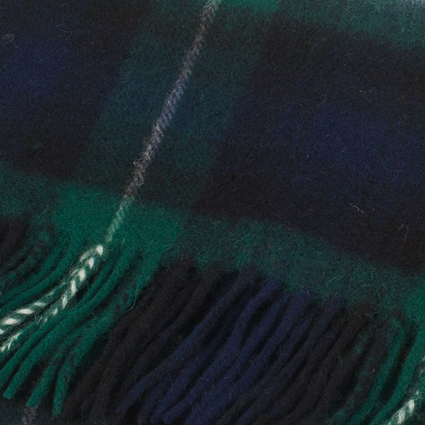 Lambswool Scottish Tartan Clan Scarf Lamont - Dunedin Cashmere